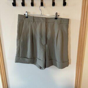 Wilfred high-rise crepe shorts